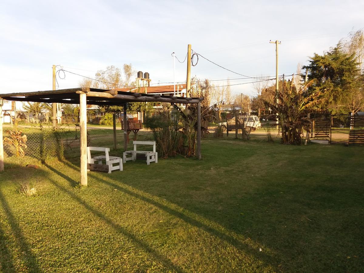 Aitue Bungalows Gualeguaychú エクステリア 写真