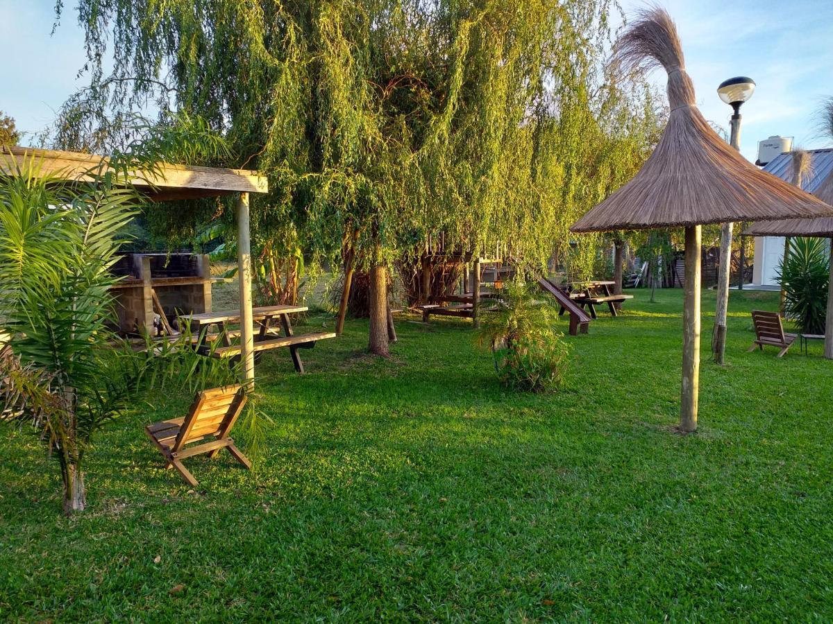 Aitue Bungalows Gualeguaychú エクステリア 写真