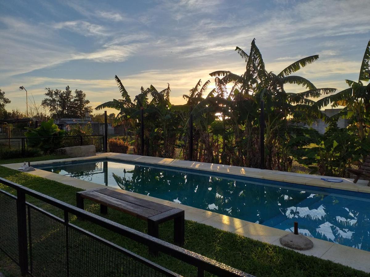Aitue Bungalows Gualeguaychú エクステリア 写真