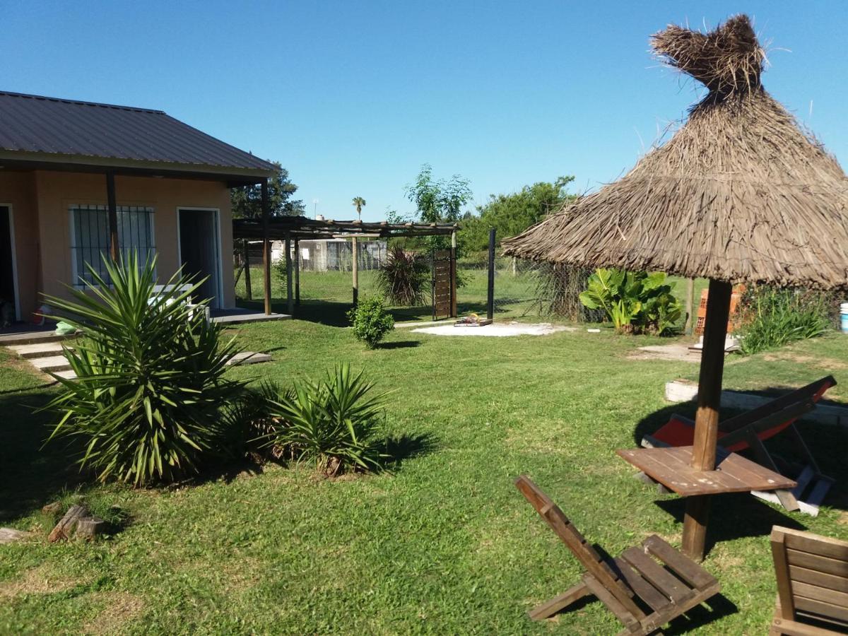 Aitue Bungalows Gualeguaychú エクステリア 写真